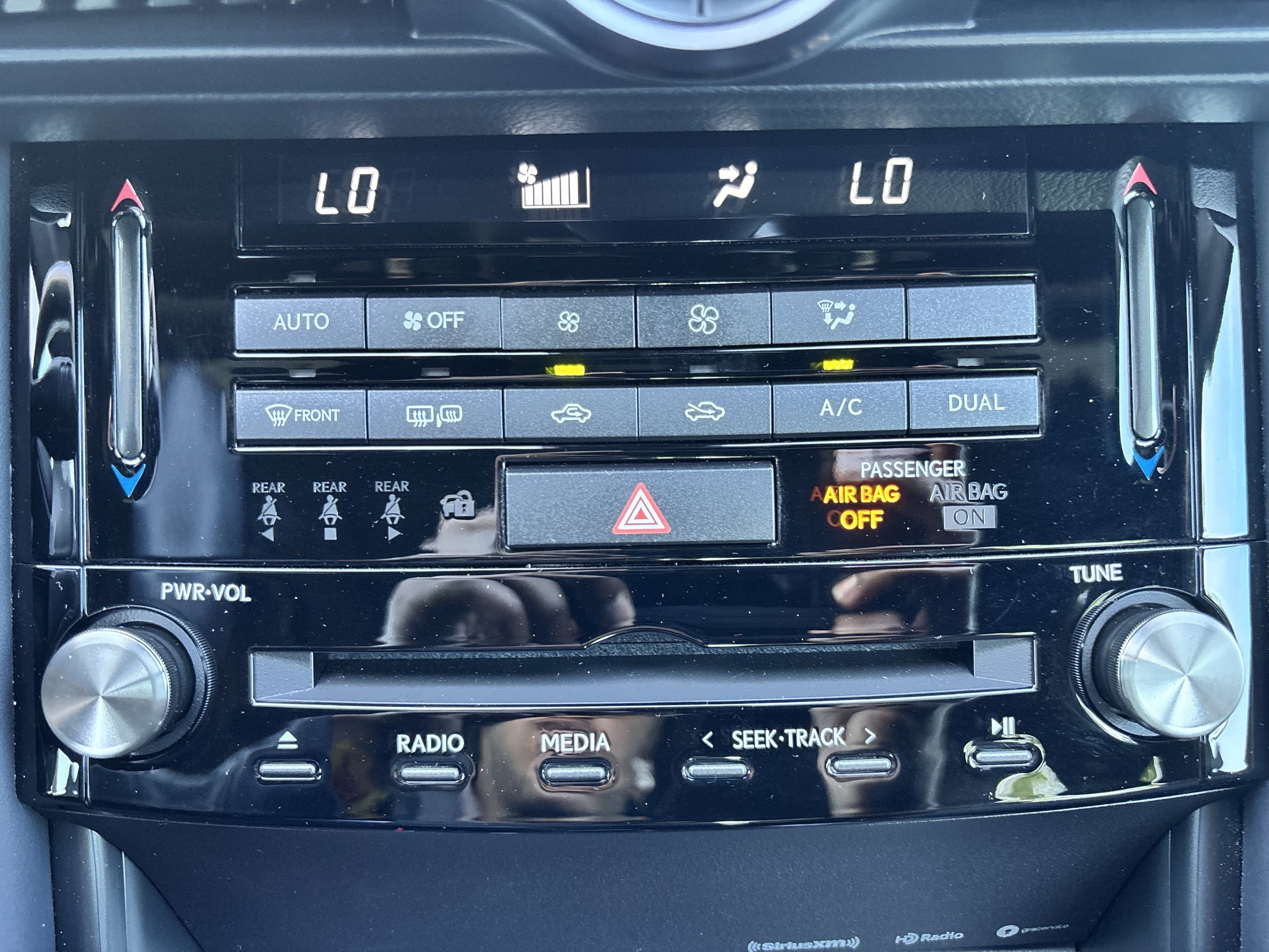 Used 2025 Lexus IS 350 F Sport RWD image 29