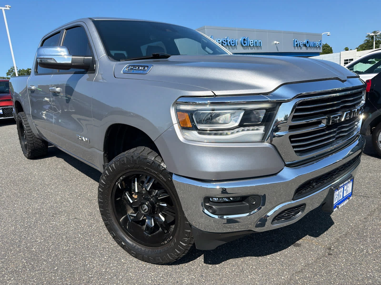 Used 2023 RAM 1500 Laramie AWD/4WD image 38