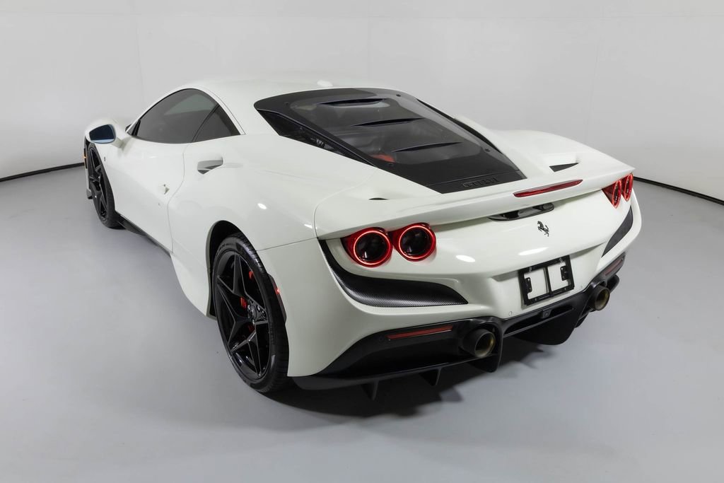 Used 2020 Ferrari F8 Tributo image 15