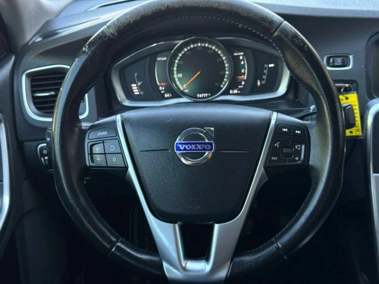 Used 2017 Volvo S60 T5 Dynamic FWD image 28