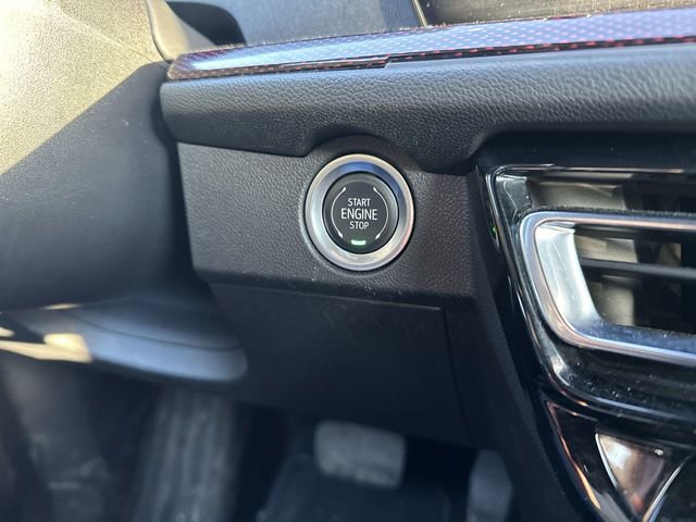 Used 2024 Chevrolet Traverse Z71 image 15