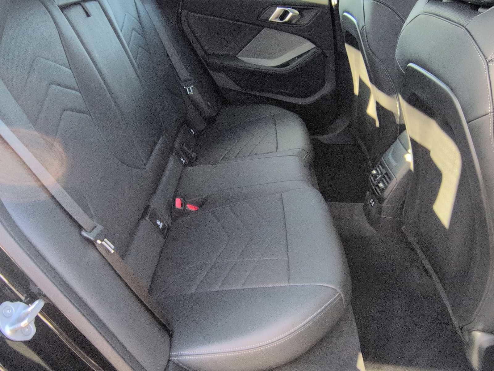 Used 2025 BMW 228i xDrive w/ Technology Package image 21