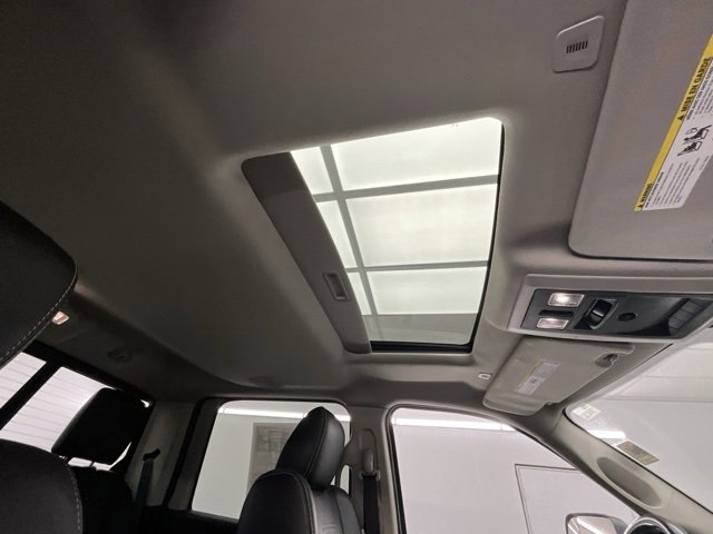 Used 2018 RAM 2500 Laramie w/ Sport Appearance Group image 7