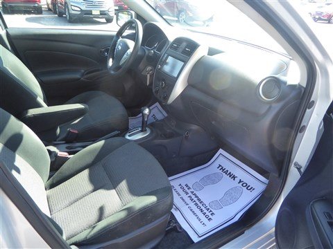 Used 2019 Nissan Versa SV image 18