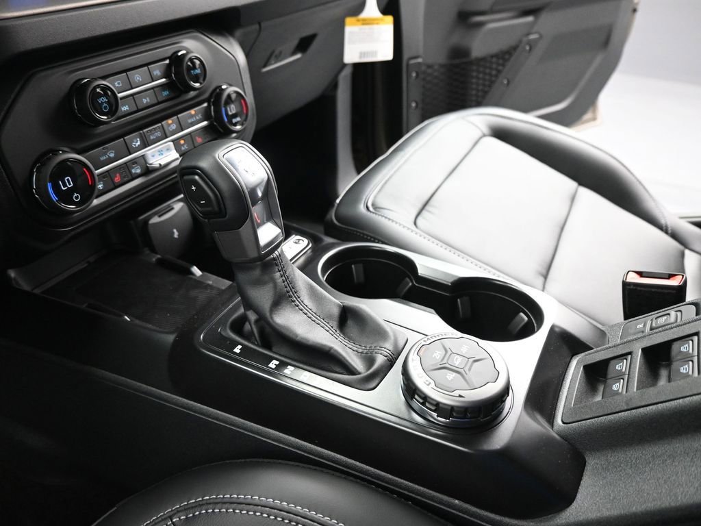 New 2026 Ford Bronco Outer Banks AWD/4WD image 15