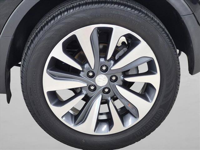 Used 2022 Buick Encore Preferred w/ Safety Package FWD image 22