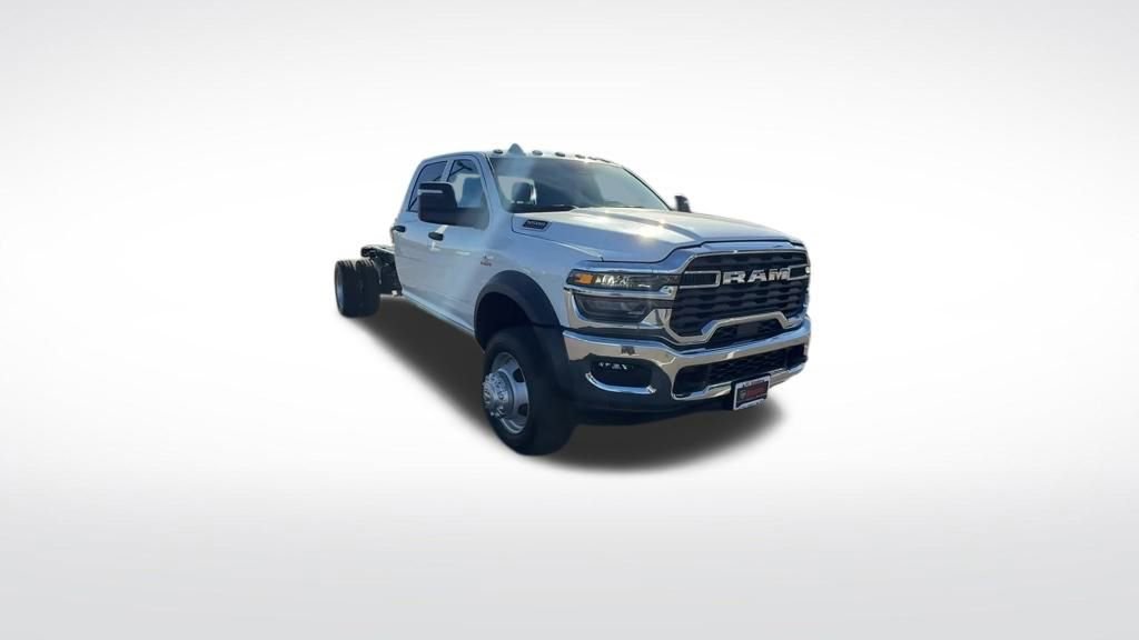 New 2026 RAM 5500 Tradesman w/ Chrome Appearance Group image 38