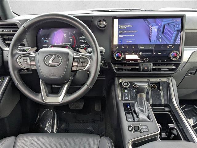 Used 2024 Lexus GX 550 image 17