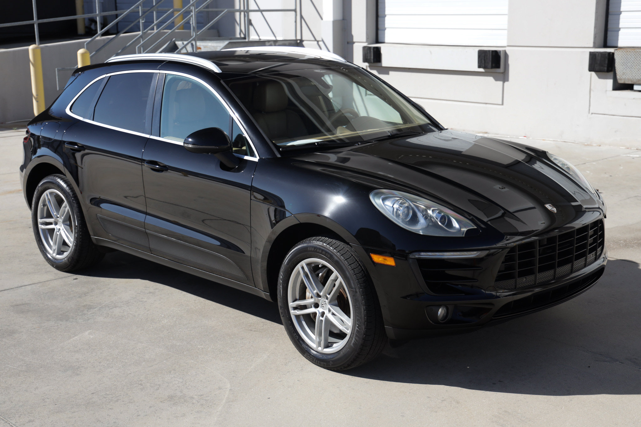 Used 2016 Porsche Macan S AWD/4WD image 20