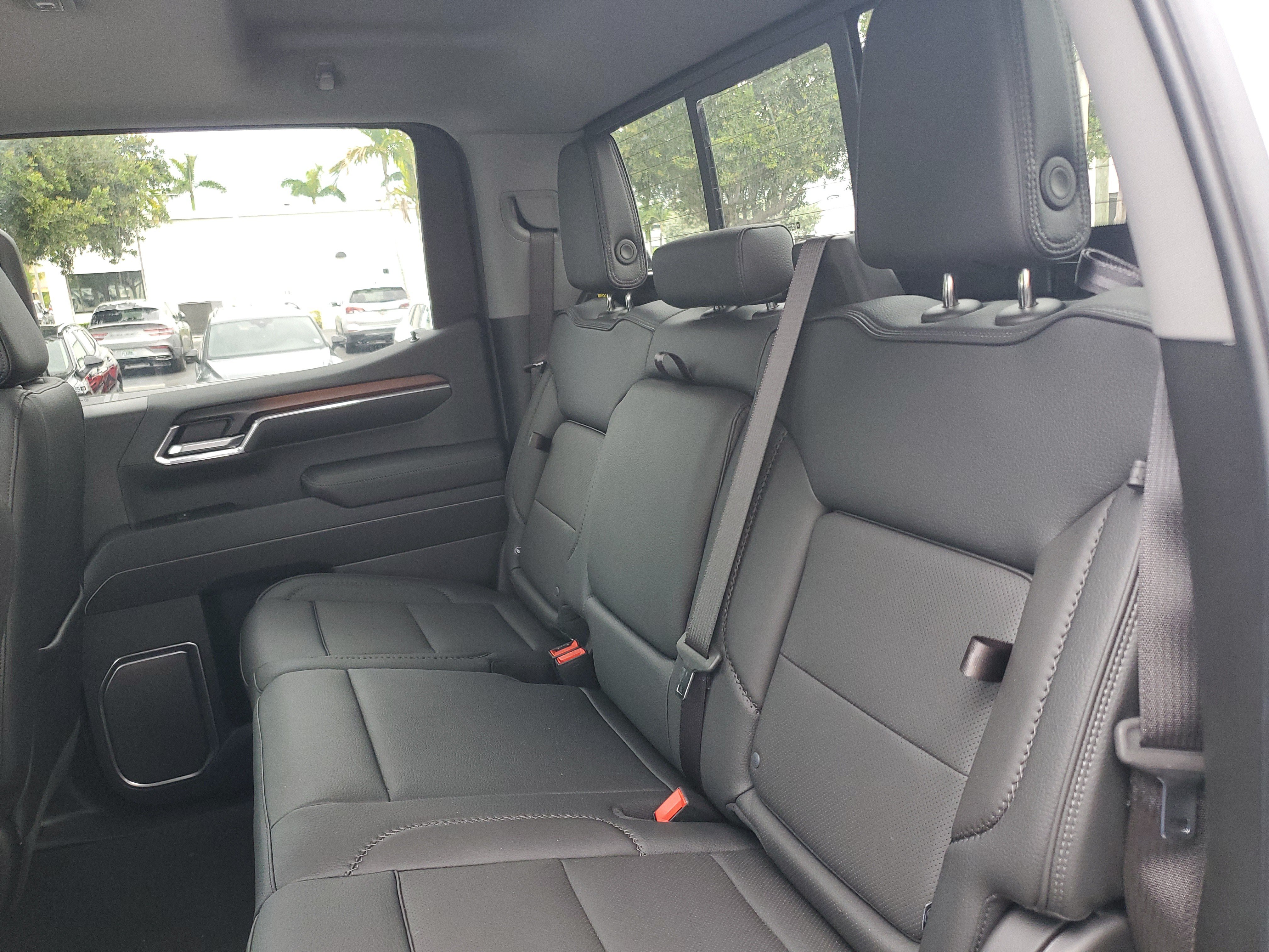 New 2026 GMC Sierra 1500 Denali w/ Denali Reserve Package AWD/4WD image 13