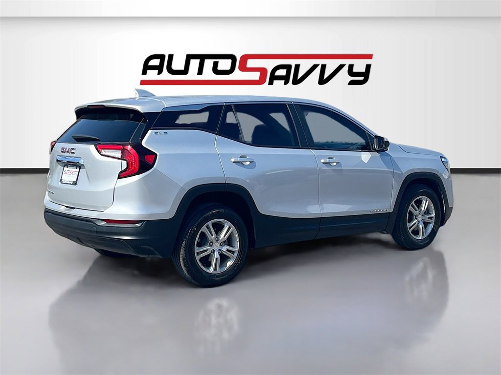 Used 2022 GMC Terrain SLE image 7