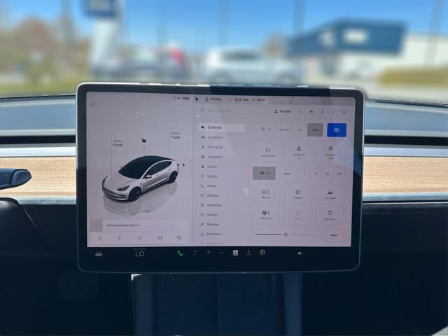 Used 2023 Tesla Model 3 Standard Range RWD image 22