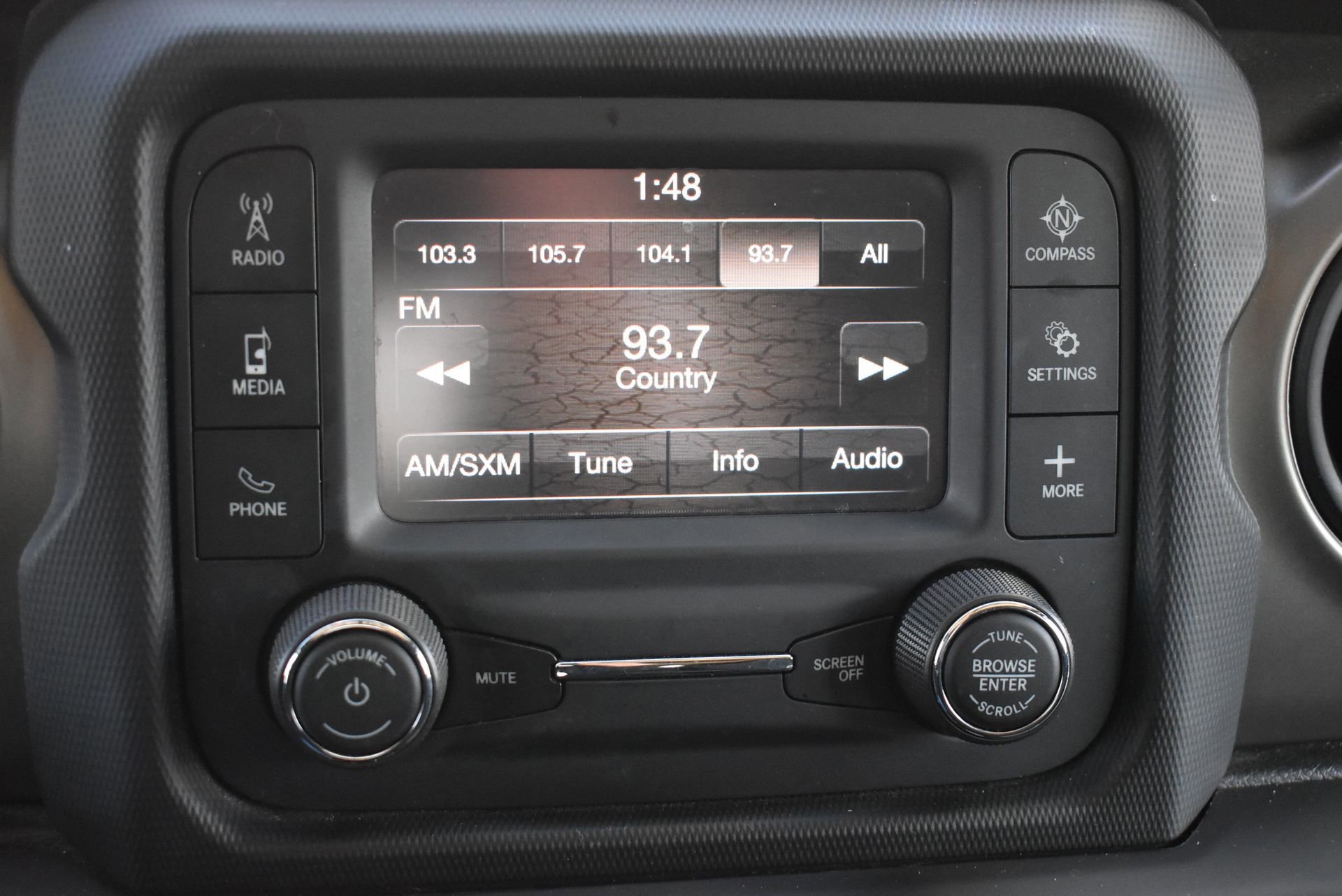 Used 2018 Jeep Wrangler Unlimited Sport image 27