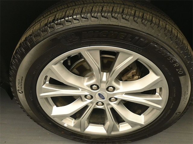 Used 2023 Ford Explorer Limited w/ Equipment Group 301A image 9