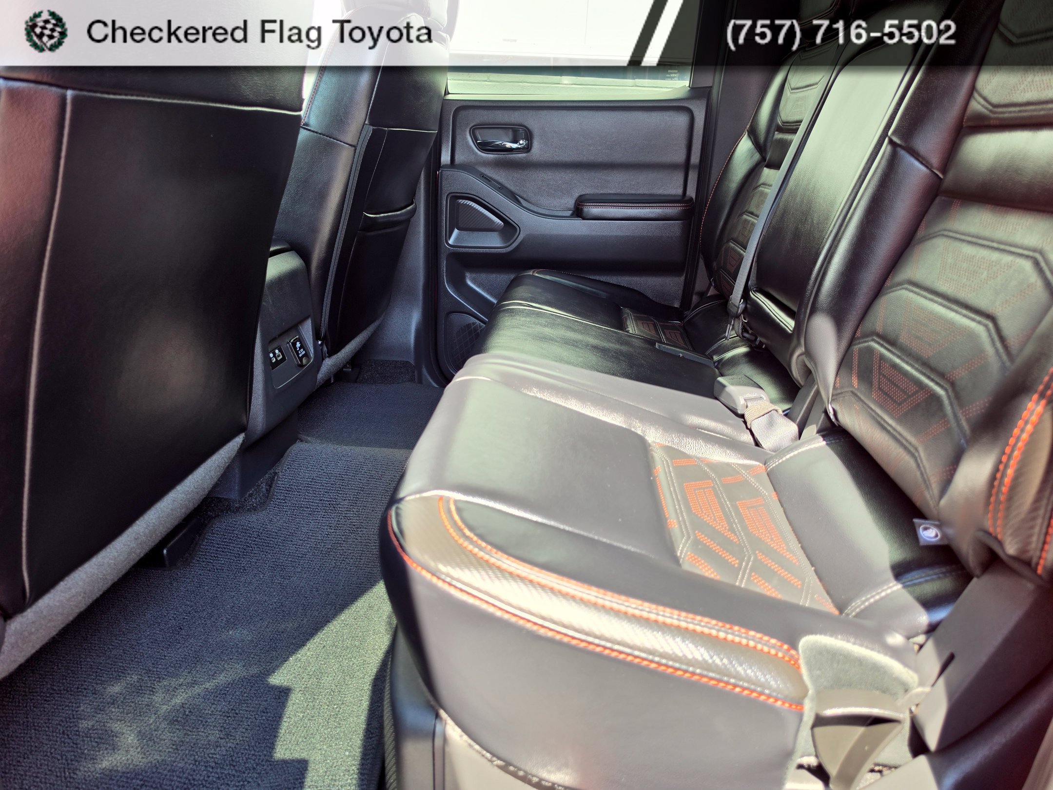 Used 2025 Nissan Frontier PRO-4X w/ Pro Premium Package AWD/4WD image 28