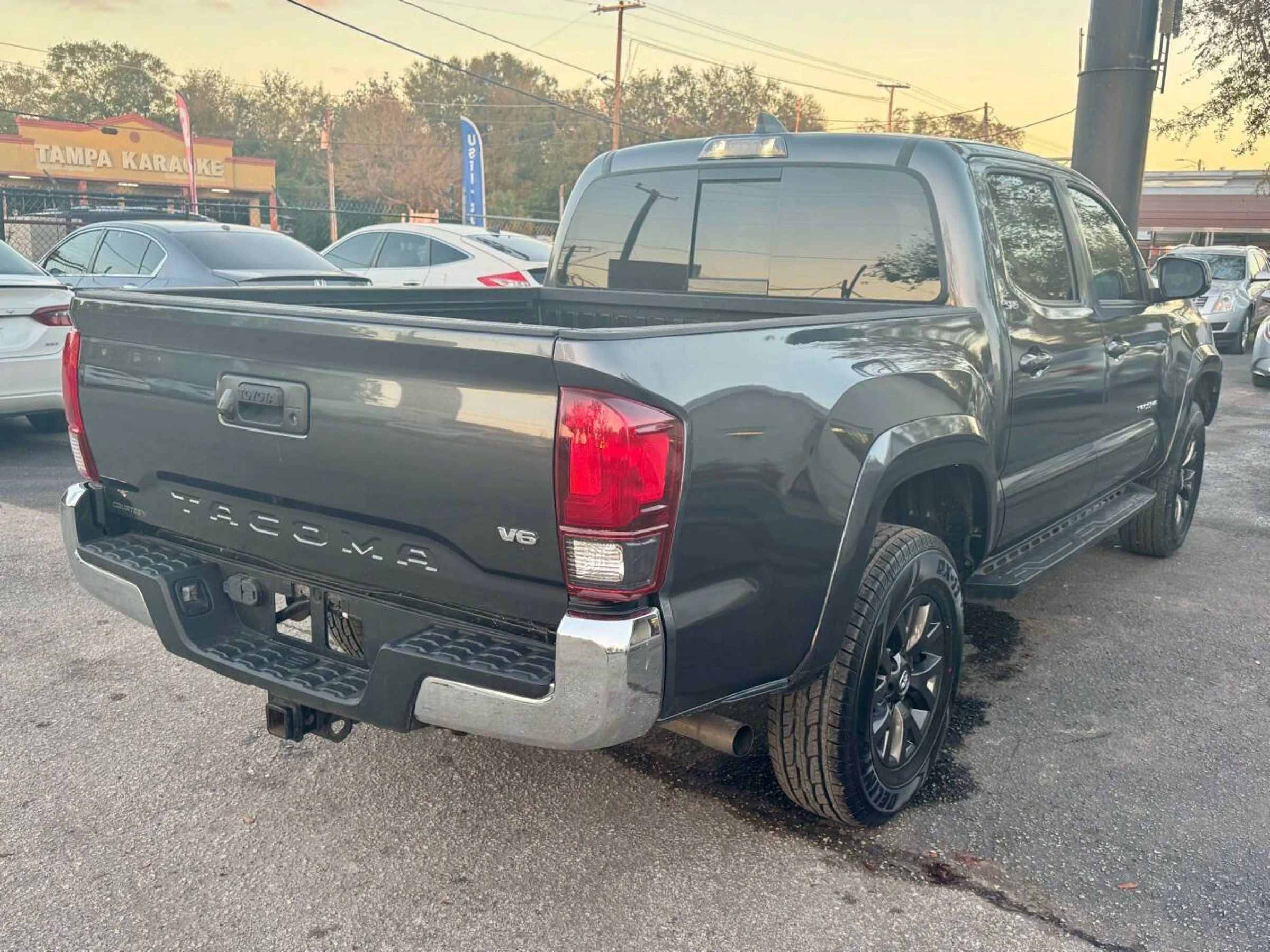 Used 2020 Toyota Tacoma SR5 image 12