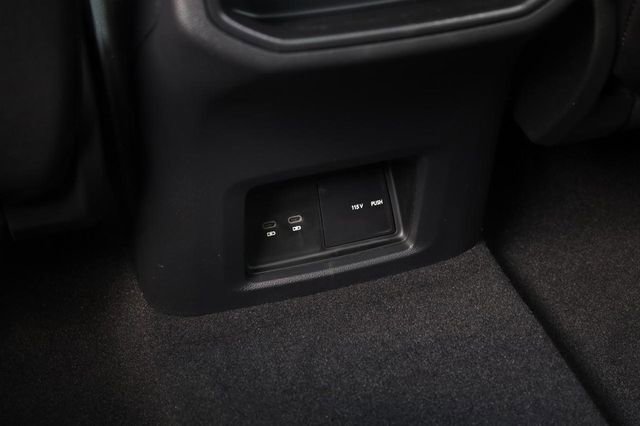 New 2026 Volkswagen Atlas Cross Sport SE image 23