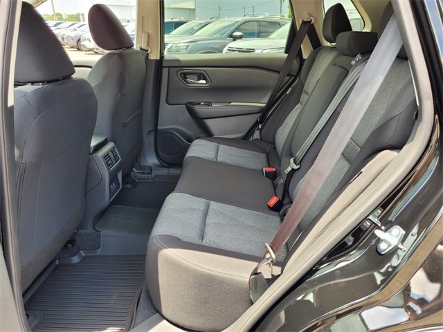 New 2025 Nissan Rogue SV image 7