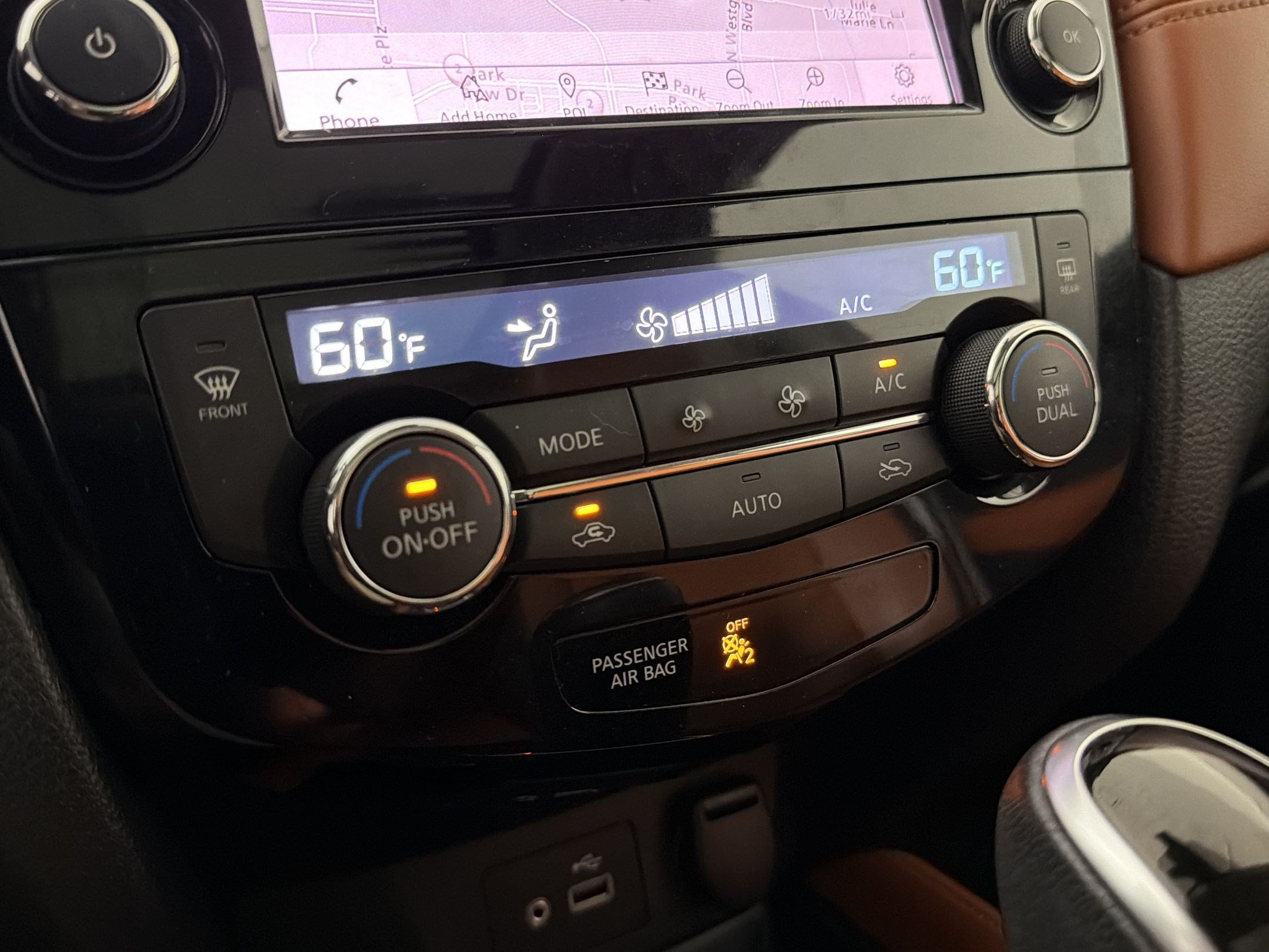 Used 2019 Nissan Rogue SL w/ Premium Package FWD image 16