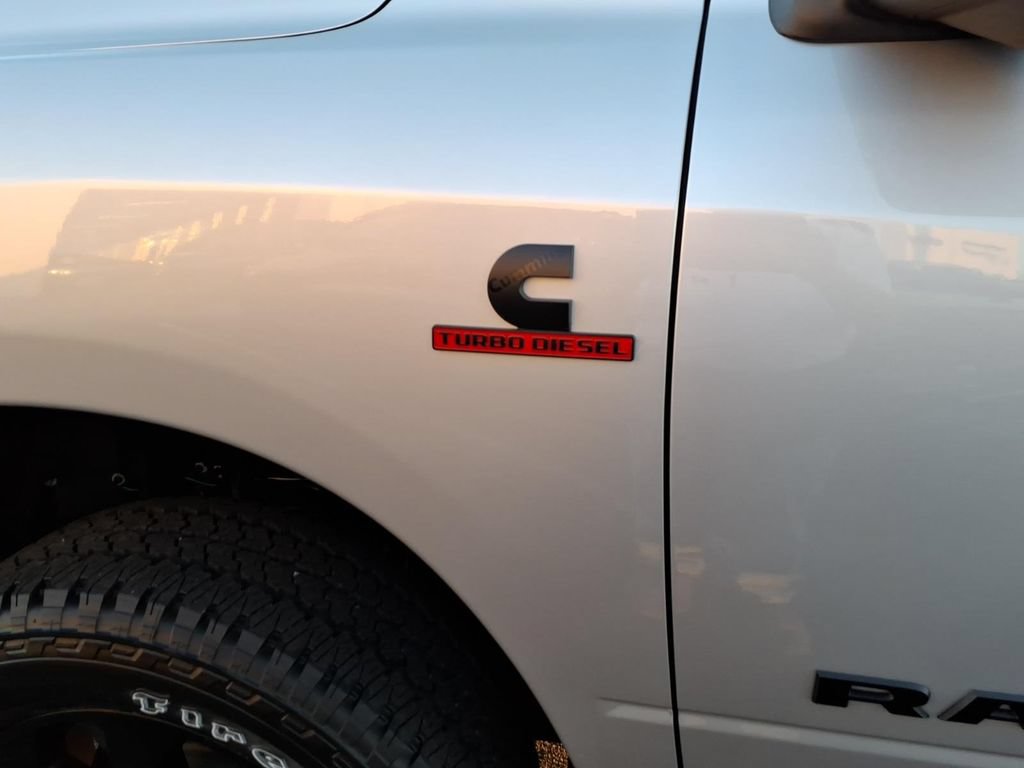 New 2026 RAM 2500 Laramie AWD/4WD image 8