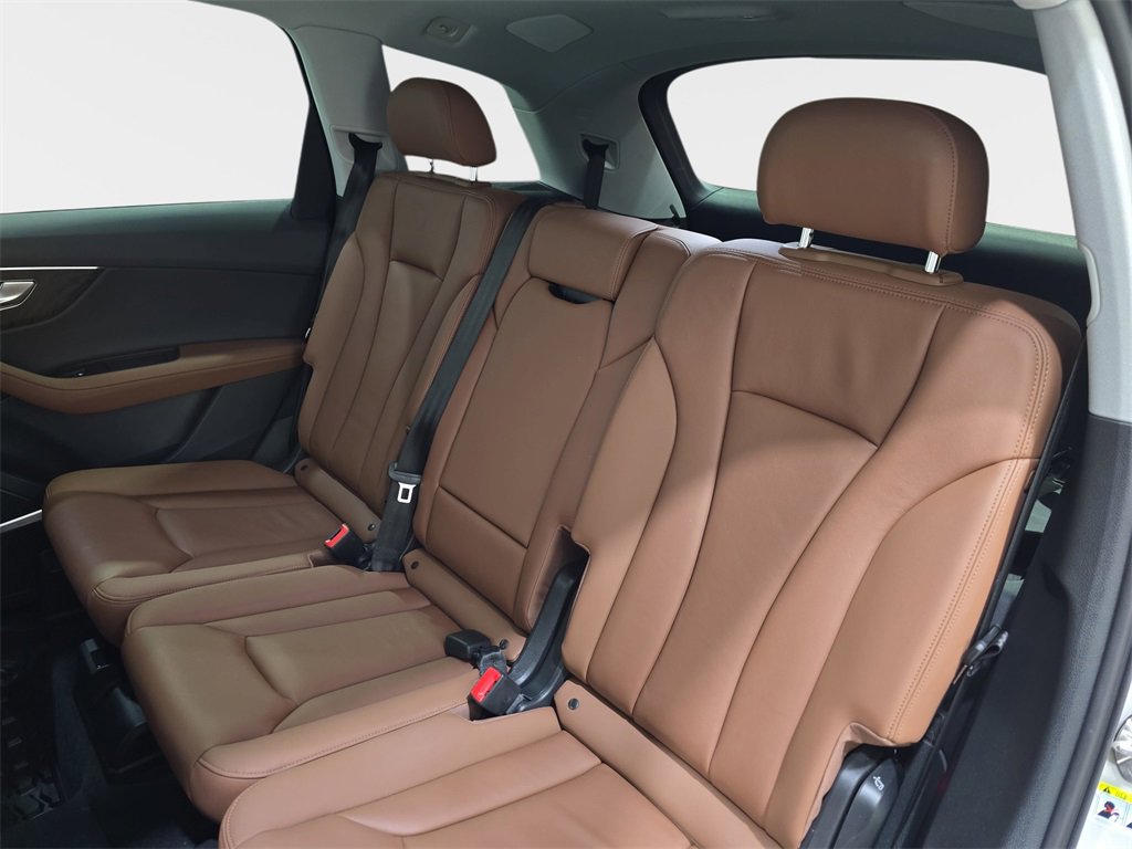 Used 2023 Audi Q7 3.0T Premium Plus w/ Premium Plus Package image 17