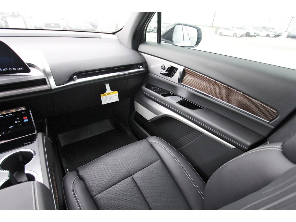 New 2026 Cadillac Vistiq Premium Luxury AWD/4WD image 10