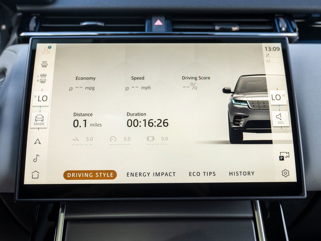 Used 2026 Land Rover Range Rover Velar S image 27