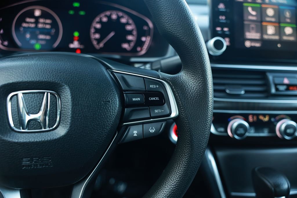 Used 2018 Honda Accord EX image 22