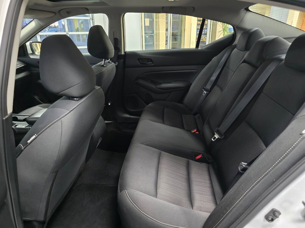 Used 2024 Nissan Altima 2.5 SV w/ SV Premium Package image 37