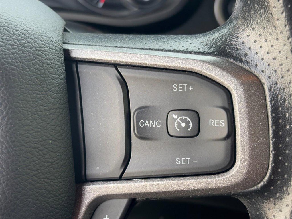 Used 2024 RAM 3500 Tradesman w/ Chrome Appearance Group image 21