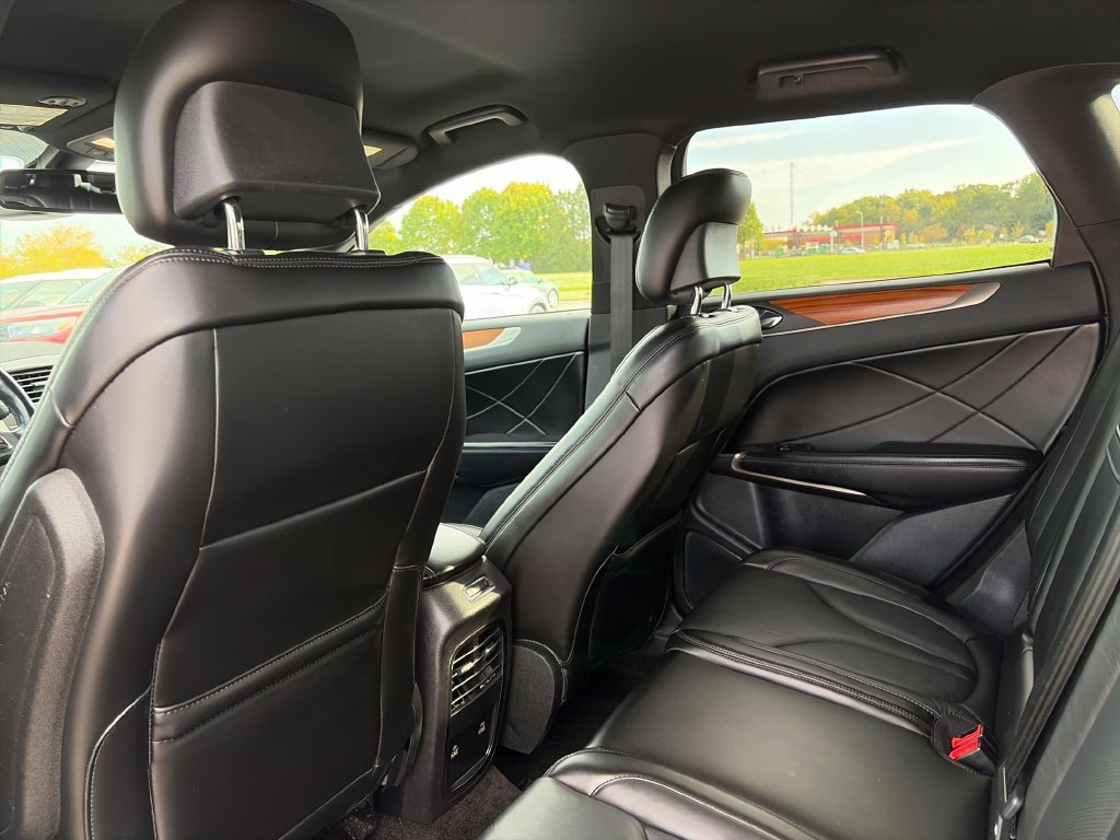 Used 2019 Lincoln MKC Select w/ Select Plus Package FWD image 29