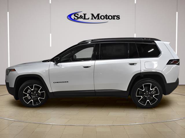 New 2026 Jeep Cherokee Overland w/ Trailer Tow Group AWD/4WD image 2