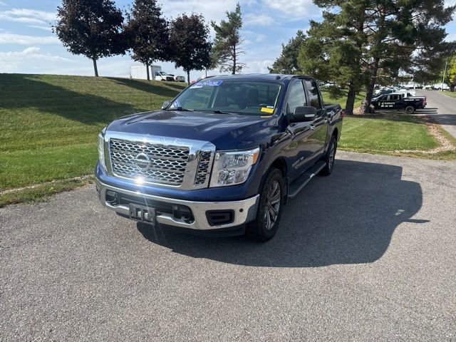 Used 2019 Nissan Titan SV w/ SV Convenience Package