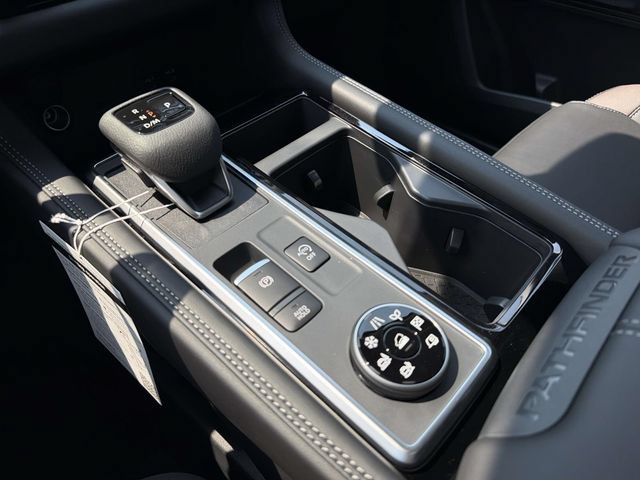 New 2026 Nissan Pathfinder Platinum AWD/4WD image 22