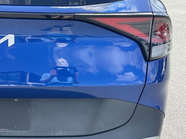 Used 2023 Kia Sportage EX image 14