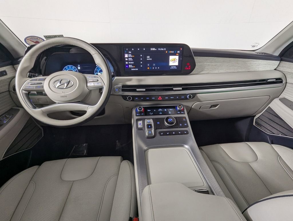 Used 2024 Hyundai Palisade Calligraphy image 14