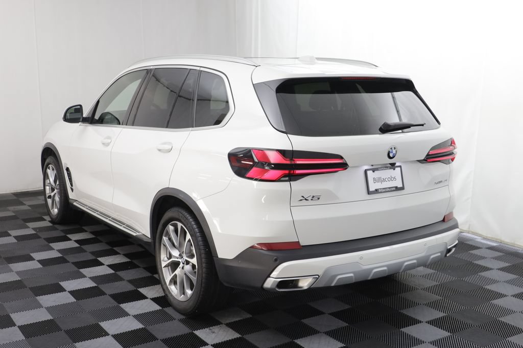 Used 2026 BMW X5 xDrive40i AWD/4WD image 16