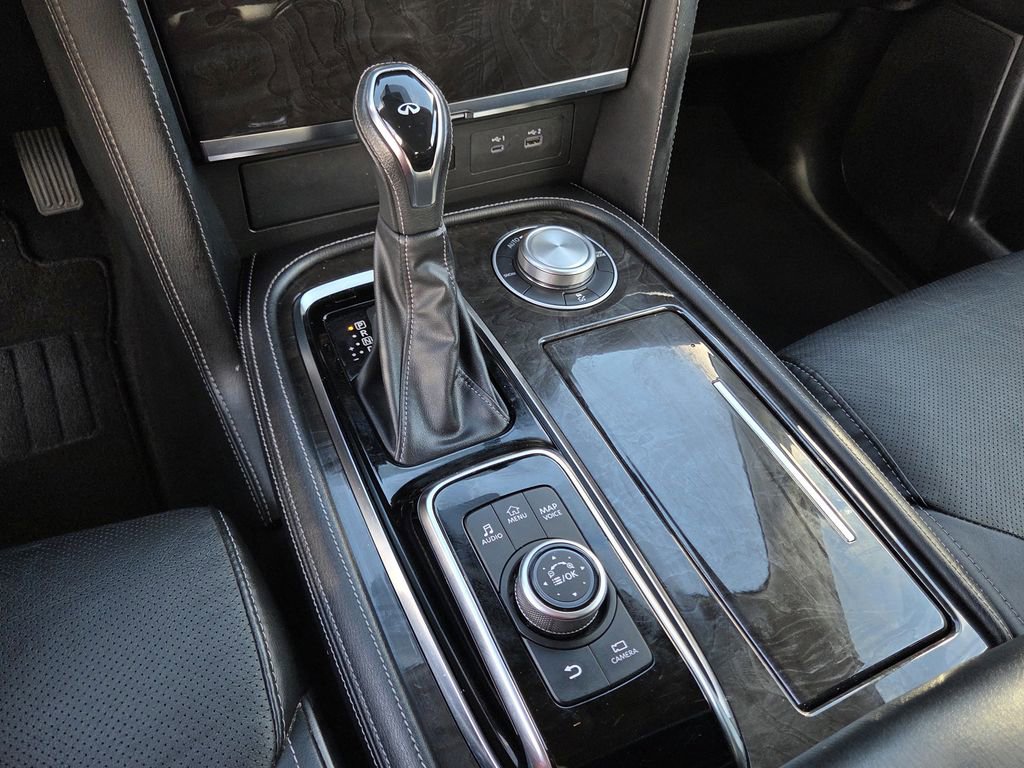 Used 2024 INFINITI QX80 Luxe image 11