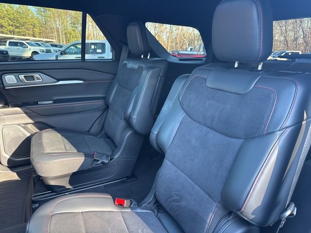 Certified 2025 Ford Explorer ST w/ Sun And Sound Package image 21