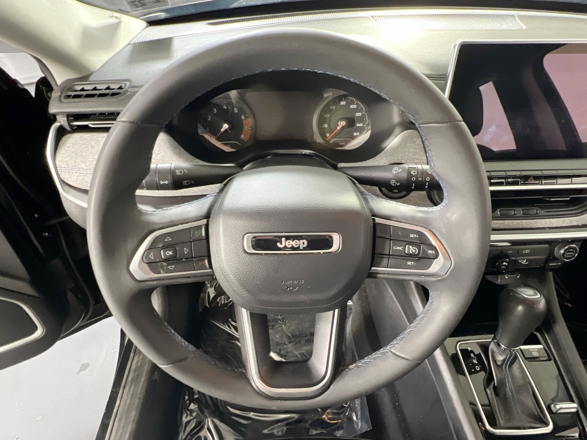 Used 2022 Jeep Compass Latitude image 11