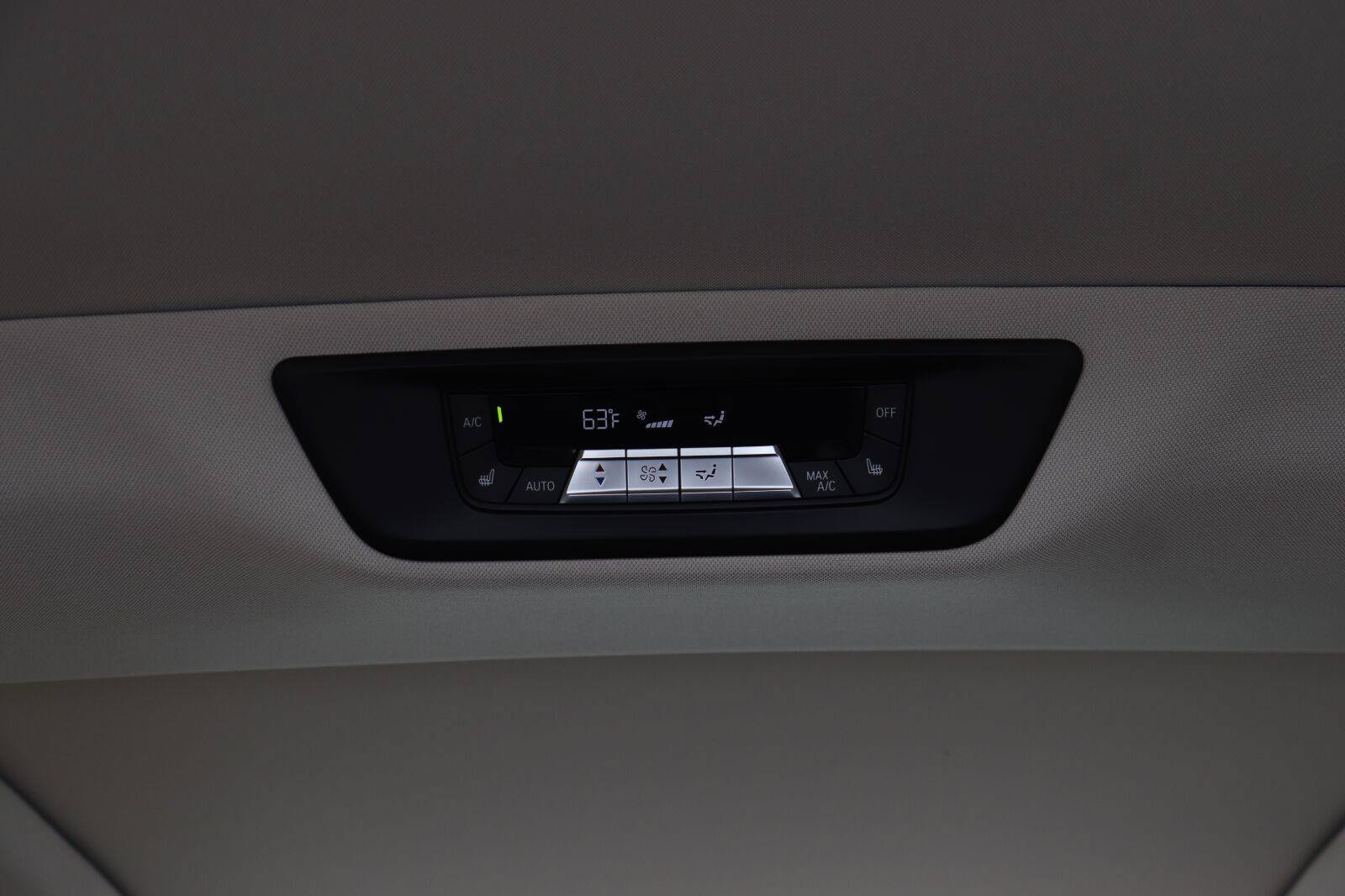 Used 2025 BMW X7 xDrive40i AWD/4WD image 20