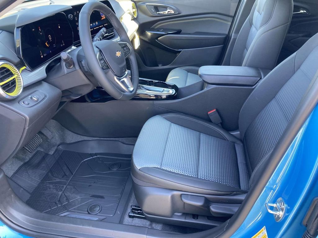 New 2026 Chevrolet Trax LT w/ Driver Confidence Package image 15
