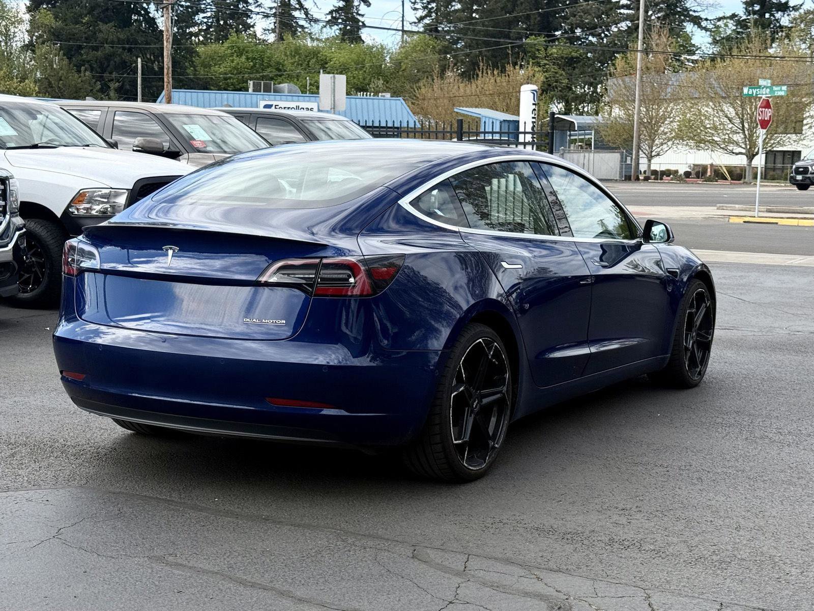 Used 2020 Tesla Model 3 Performance image 6