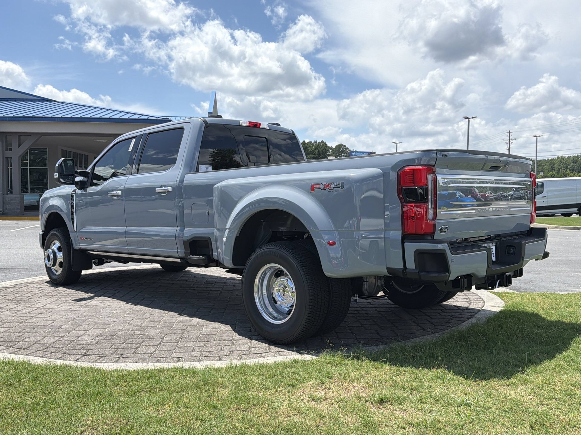 New 2026 Ford F350 Platinum AWD/4WD image 31