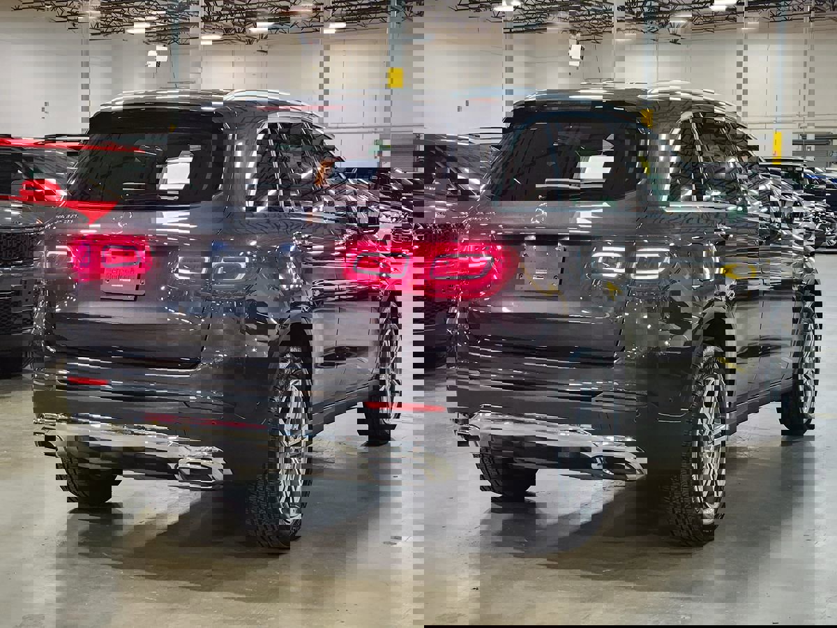 Used 2021 Mercedes-Benz GLC 300 image 8