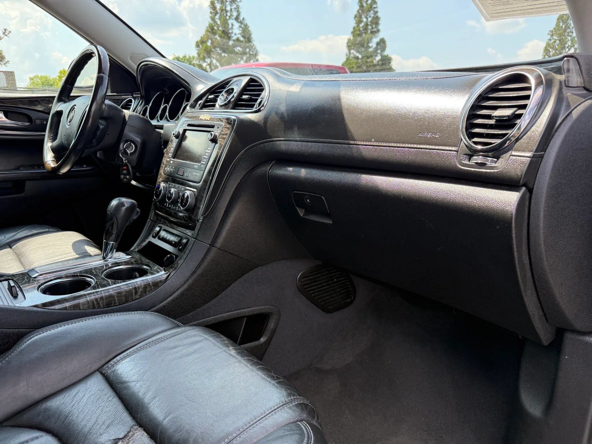 Used 2014 Buick Enclave Premium FWD image 19