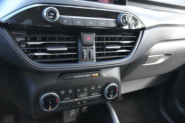 Used 2025 Ford Escape Active image 34
