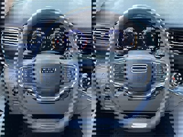 Used 2024 Jeep Wagoneer L Series II image 13