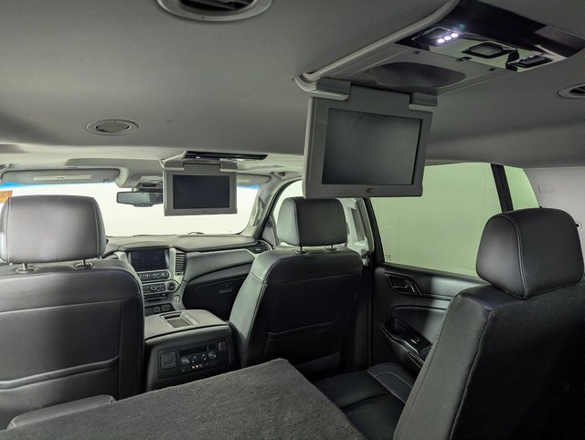 Used 2016 Chevrolet Suburban LT w/ Luxury Package image 19