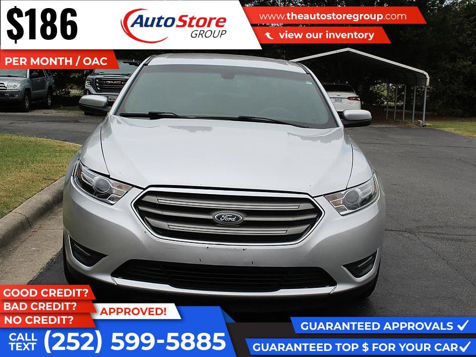Used 2017 Ford Taurus SEL FWD image 3